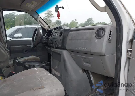 2014 Ford E-350 Super Duty Xlt z USA, uszkodzony, nr VIN 1FBSS3BL2EDA66713